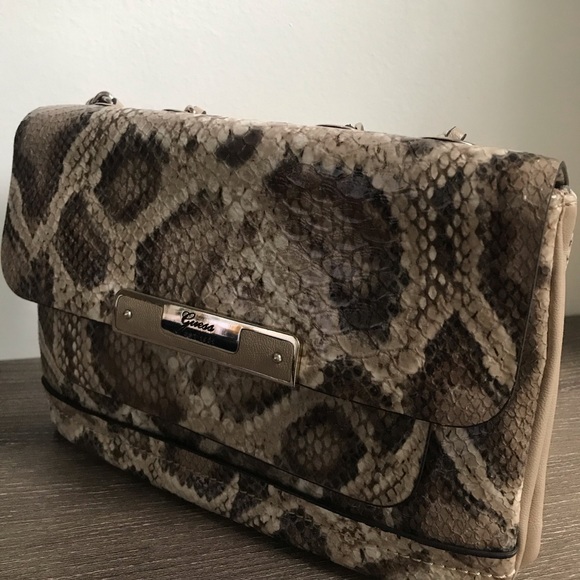 Guess bag - Picture 8 of 8